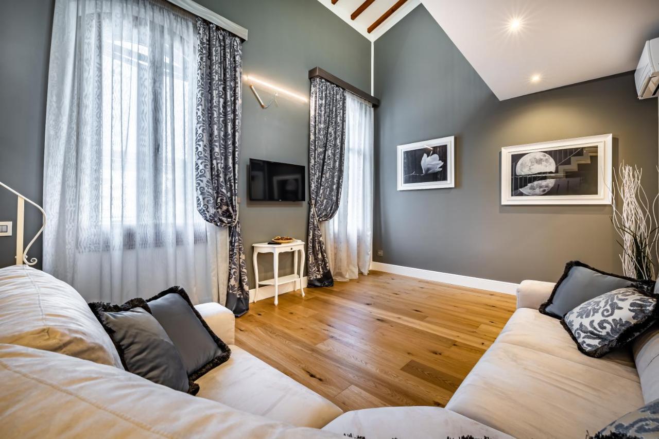 Yid Capo Di Mondo Luxury Apartment In Florence Buitenkant foto